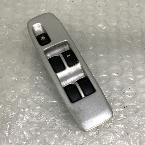 Master window switch front - master,