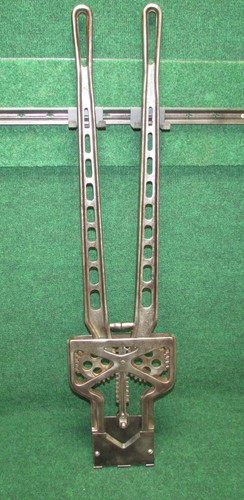 Vtg antique dehorning cattle - antique,