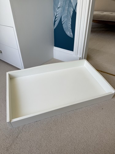 The little white company baby - white,