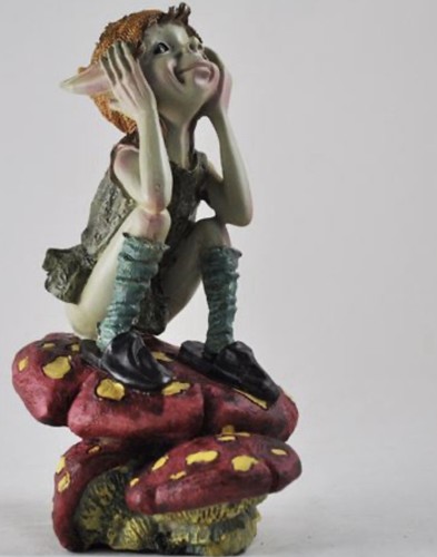 Pixie thinking mushroom - thinking,