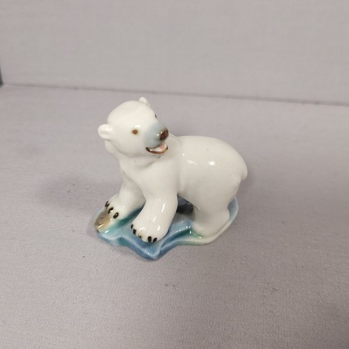 Early wade whimsie polar - whimsie, bear