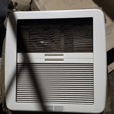 Mini Heki rooflight caravan