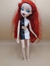 MEYGANA BROOMSTICKS BRATZILLAZ BRATZ DOLL RARE 