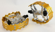 Old school bmx beartrap pedals - old,