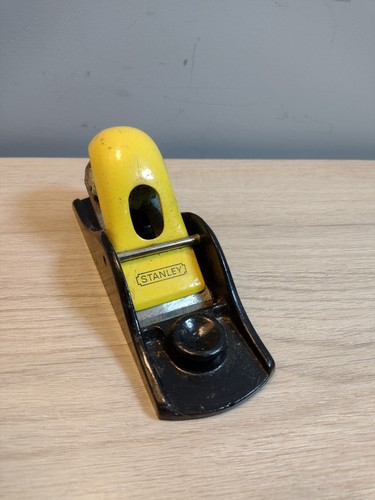 Rare yellow early - yellow,