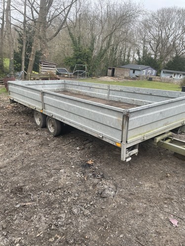 Plant trailer - plant,