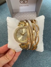 ✨ Daisy Fuentes Women’s