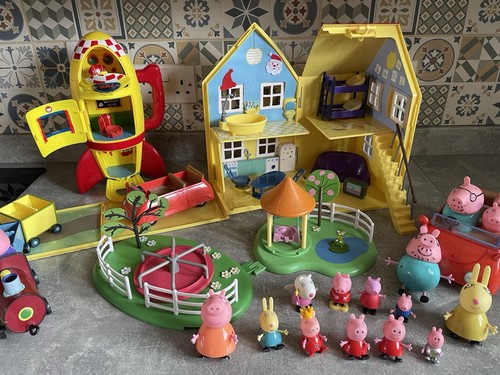 Peppa pig bundle - pig, house