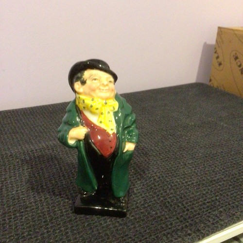 Royal doulton small figure - doulton,