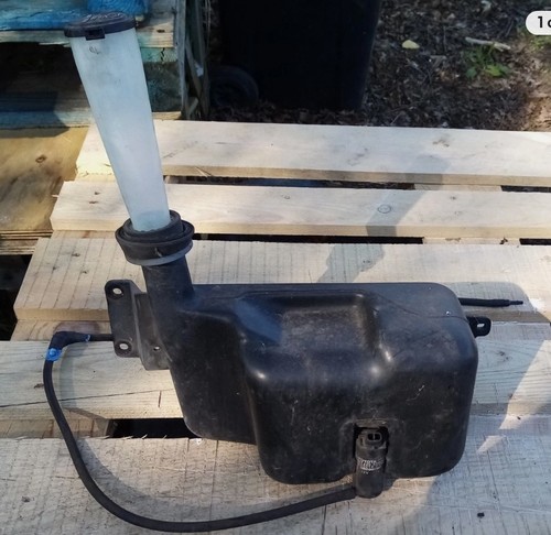 Toyota mr2 windscreen washer - windscreen,