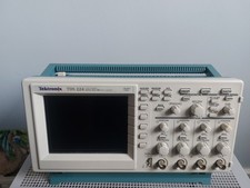 Tektronix Digital Oscilloscope TDS224 100MHZ, 1GS/s, 4Ch