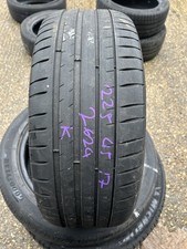 1 x Michelin Pilot Sport 4 225