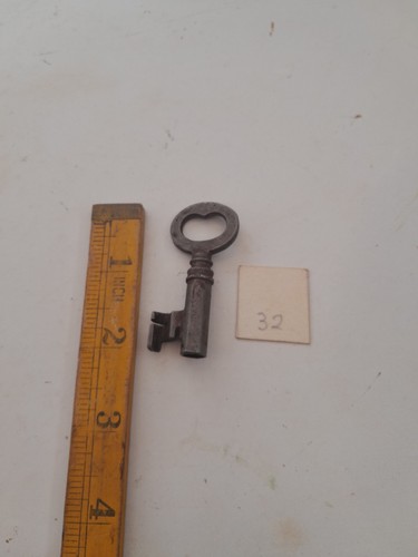 Old key vintage - old,