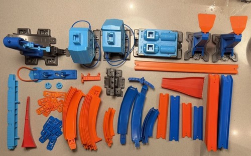 Hot wheels track builder - hot,