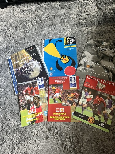 Manchester united 1998 - manchester, 1998-2000