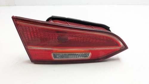 Hyundai santa tail light - fe,