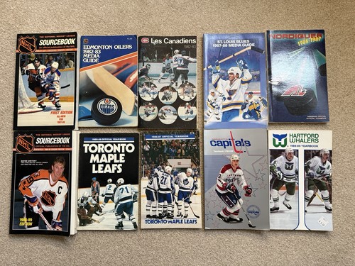 Lot nhl yearbooks media guides - lot,
