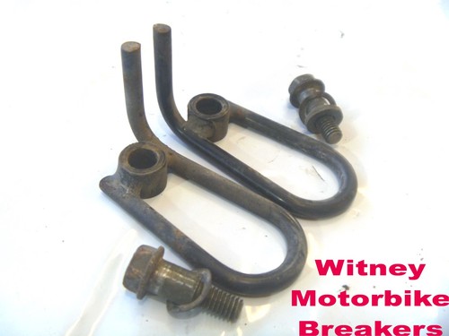 Yamaha luggage hooks fzs600 - yamaha,