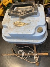 Vintage Wolsey Hornet electric Fencer / Enegiser 