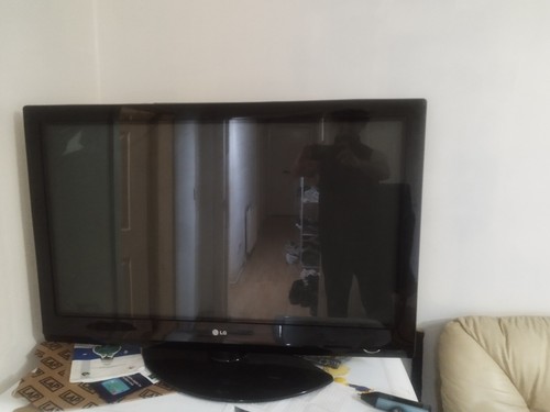 With built dvd player - with, built-in