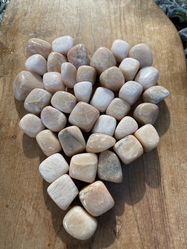 Moonstone crystal tumblestone - moonstone,