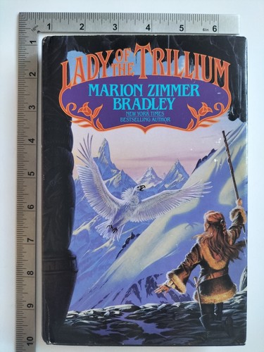 Lady the trillium marion - lady, of