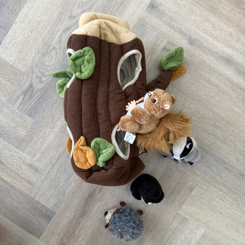 Puppet company hideaway tree - puppet,