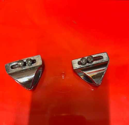 Vintage badge bar - badge, mounting