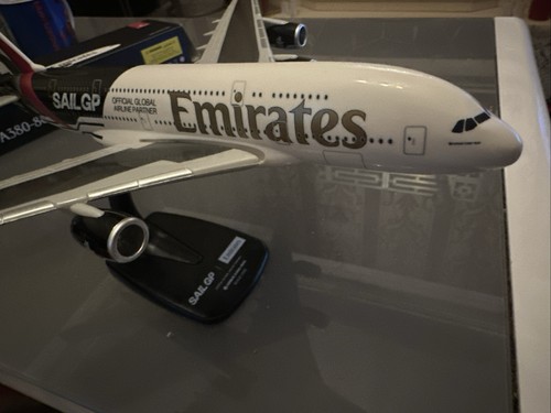 Emirates airbus a380 - emirates, a380-800