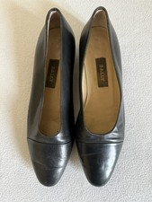 Bally Women’s Flat Court