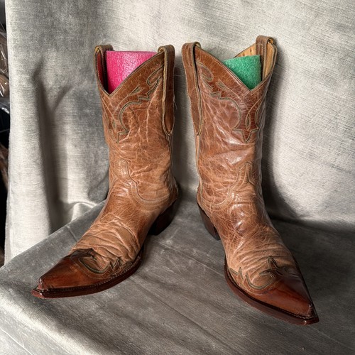 Old gringo women - gringo, women’s