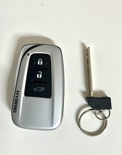GENUINE TOYOTA 3 BUTTON REMOTE