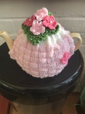 HAND KNITTED BASKET WEAVE TEA