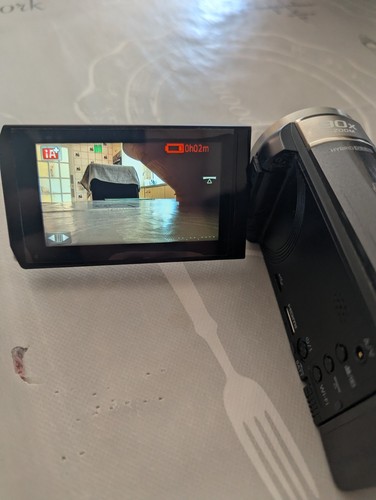 Panasonic v550 full - full, hd