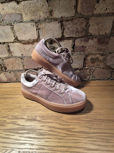 Stradivarius velevet lace - ***,