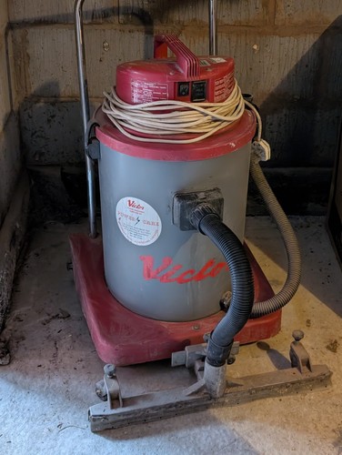 Viktor 80l wet - 80l, floor