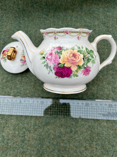 Cute floral teapot sadler - teapot,