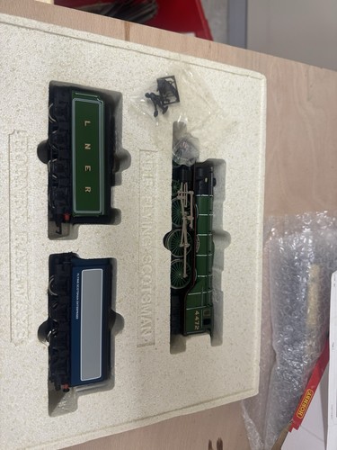 Hornby flying scotsman - hornby,