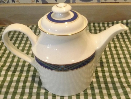 Royal doulton regalia tea pot - royal,