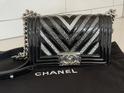 Chanel boy flap small black - chanel,