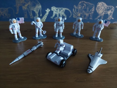 Vintage int astronaut - vintage, k+m