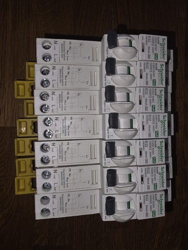 Schneider a9d56832 acti9 pon - acti9,
