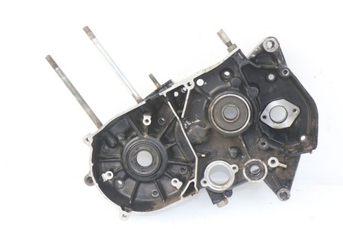 Left engine crankcase suzuki - -,
