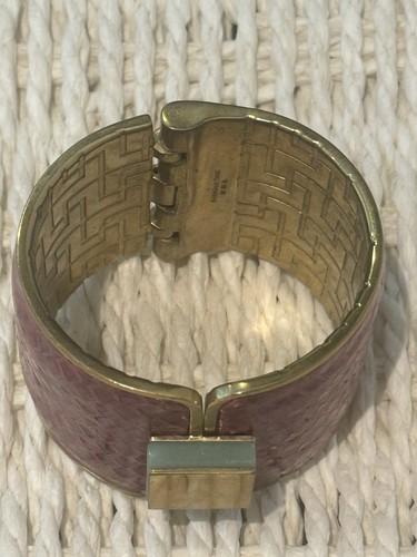 Shanghai tang hinge cuff - shanghai,