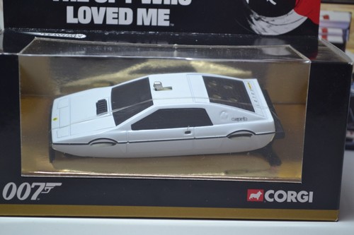 Corgi 007 directors cut - 007,