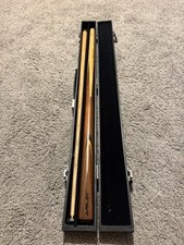 Riley Pool Cue With Case 57