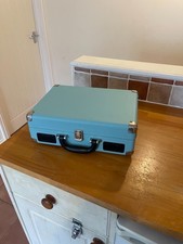 Goodmans Portable Bluetooth Turnable blue color excellent condition