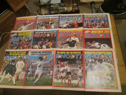 Shoot football magazines - 12,