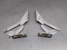 56087046 BONNET HINGE /