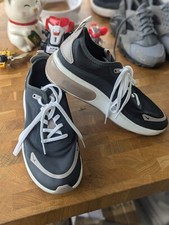 Nik-Air Max Dia Low Top Womens. Size Uk 6 Off Noir/Pumice